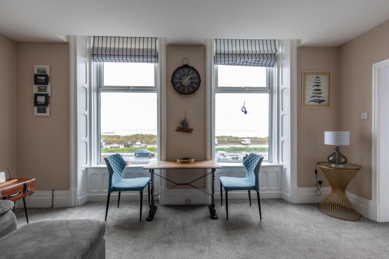 Beach View - Amazing Sea Views Lytham St Annes Exterior photo